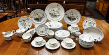 Load image into Gallery viewer, Longchamp Dinner Set 55pcs
