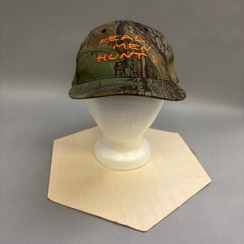 Real Men Hunt Hat