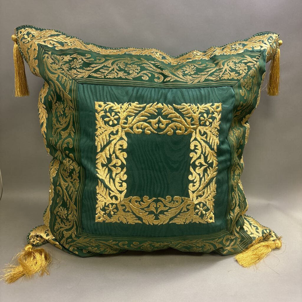 Green Oversized Accent Pillow (24x22)