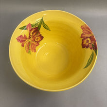 Load image into Gallery viewer, Yellow Revenge Ware Hawaiian Bowl (6&quot;)
