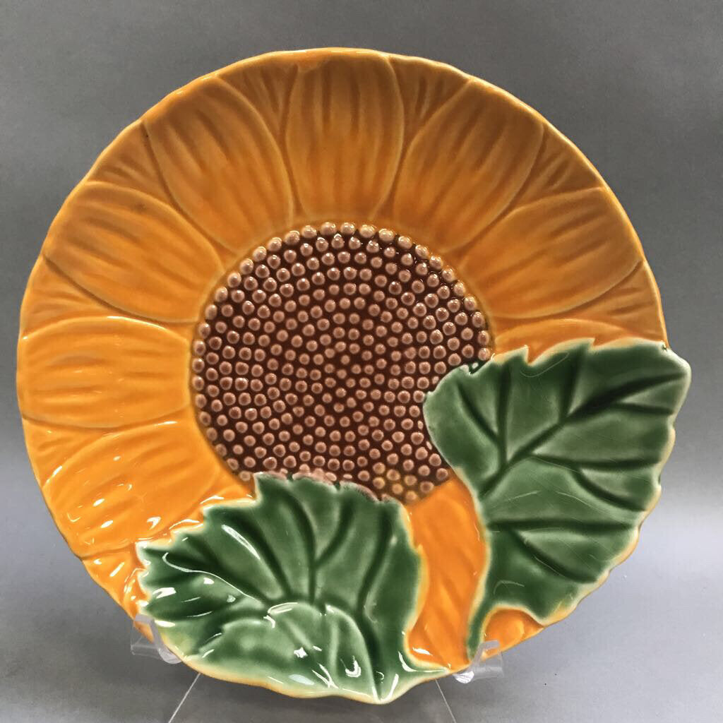 Bordallo Pinheiro Sunflower Plate Made in Portugal ((8