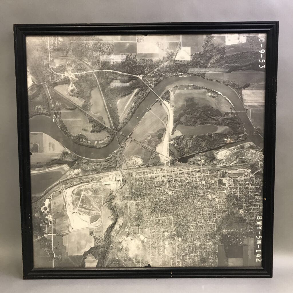 Vintage Aerial Photo (24x24)