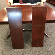 Load image into Gallery viewer, Mahogany Table w/2 12&quot; Leaves (30x62x42)
