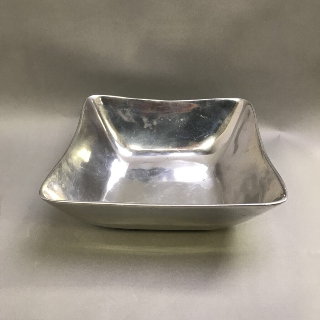 Pewter Serving Bowl (3.5x10x10)
