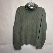 Load image into Gallery viewer, Talbots 100% Cotton Green Long Sleeve Turtle Neck Size XL
