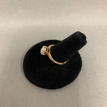 Load image into Gallery viewer, 14K Gold Opal Ring sz 7 (2.8g)
