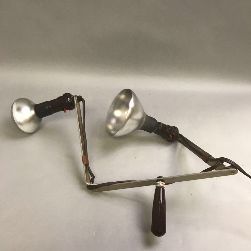 Vintage Double Lamp Handheld Light (15