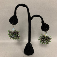 Load image into Gallery viewer, Vera Wang Silver Torpedo Crystal Flower Statement Bracelet &amp; Earrings Set
