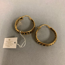 Load image into Gallery viewer, Metropolitan Museum of Art Goldtone Black Enamel Hoop Earrings (1.25&quot;)
