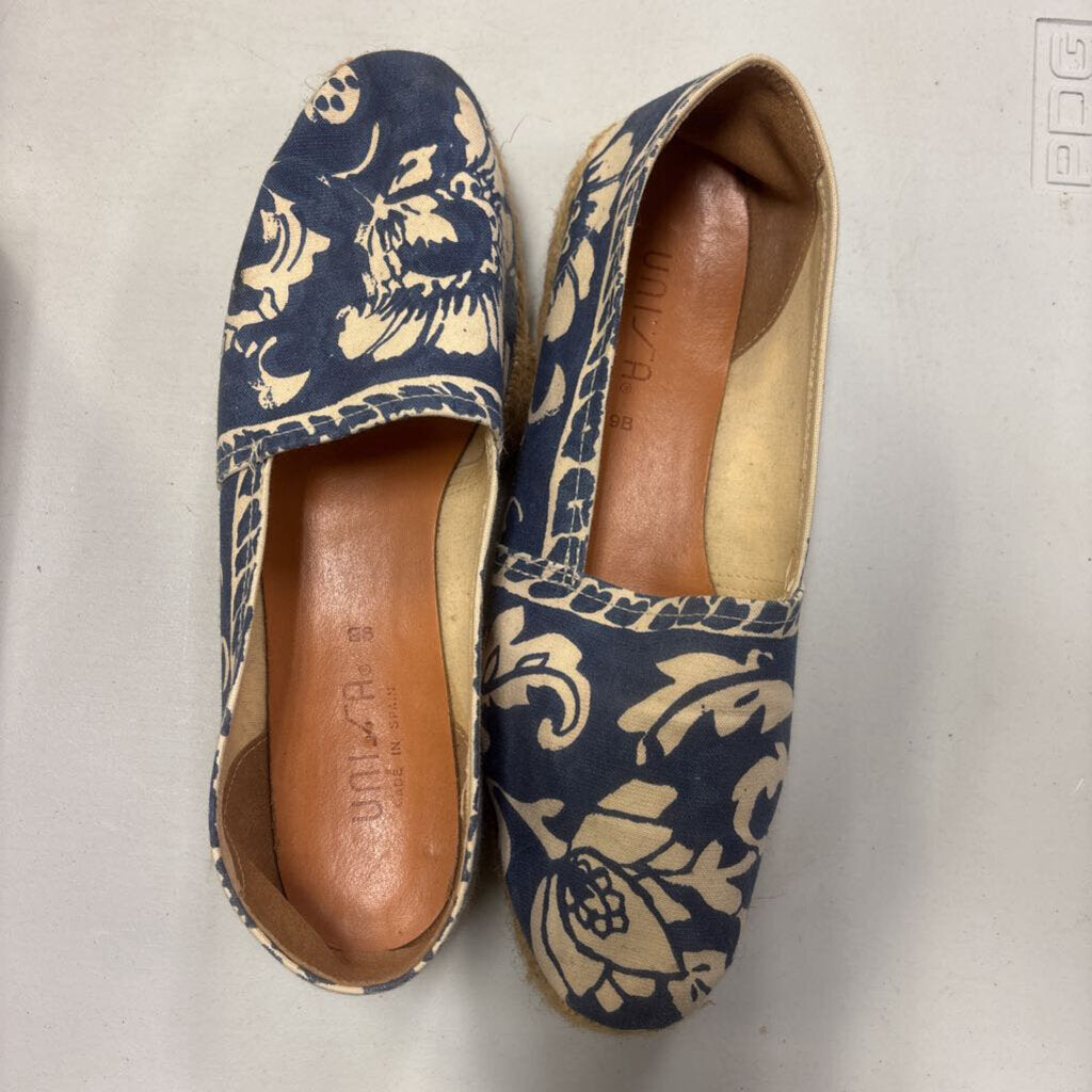 Ladies Unisa Blue Floral Slip On Shoes Size 9B