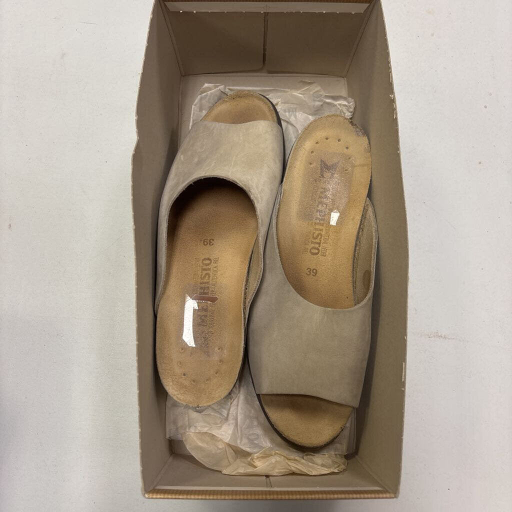 Ladies Mephisto Off White Open Toe Sandals Size 9