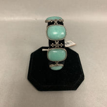 Load image into Gallery viewer, Lucky Brand Faux Jade Link Toggle Bracelet (8&quot;)
