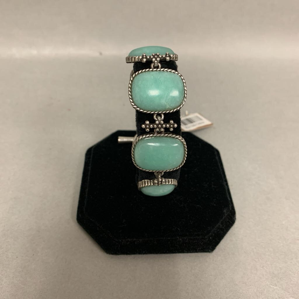 Lucky Brand Faux Jade Link Toggle Bracelet (8