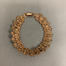 Load image into Gallery viewer, Vintage Chicago Painted Roses Souvenir Bracelet (7.5&quot;)
