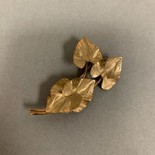 Load image into Gallery viewer, Vintage Winard Gold Filled Leaves Brooch Pin (2.5&quot;)
