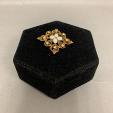 Load image into Gallery viewer, Vintage Victorian Style Faux Moonstone Brooch Pin (1")
