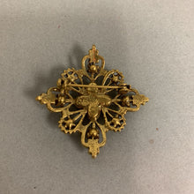 Load image into Gallery viewer, Vintage Victorian Style Faux Moonstone Brooch Pin (1")
