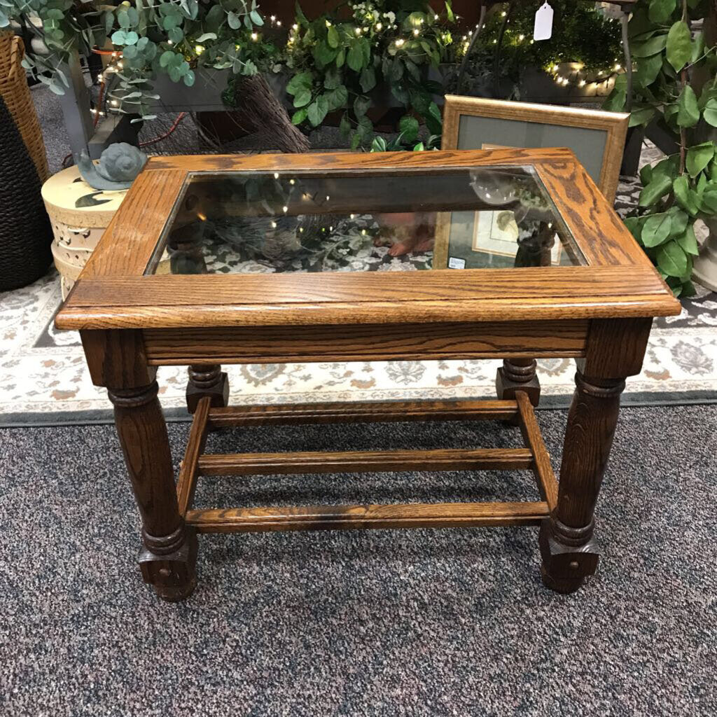 Glass-Top Side Table (20x19.5x27)