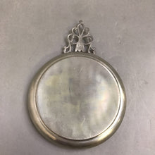 Load image into Gallery viewer, Vintage Lunt Pewter Porringer Handled Bowl (6&quot;)
