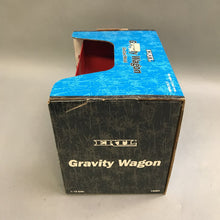 Load image into Gallery viewer, Ertl Gravity Wagon 1/16
