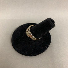 Load image into Gallery viewer, 12K Black Hills Gold Sterling Ring sz 8 (3.2g)
