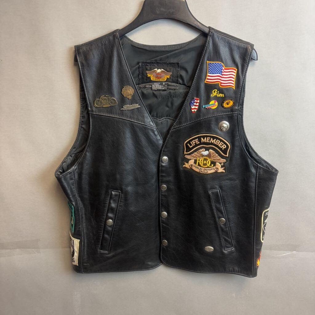 Mens Harley Davidson HOG Patched Leather Vest Size XL