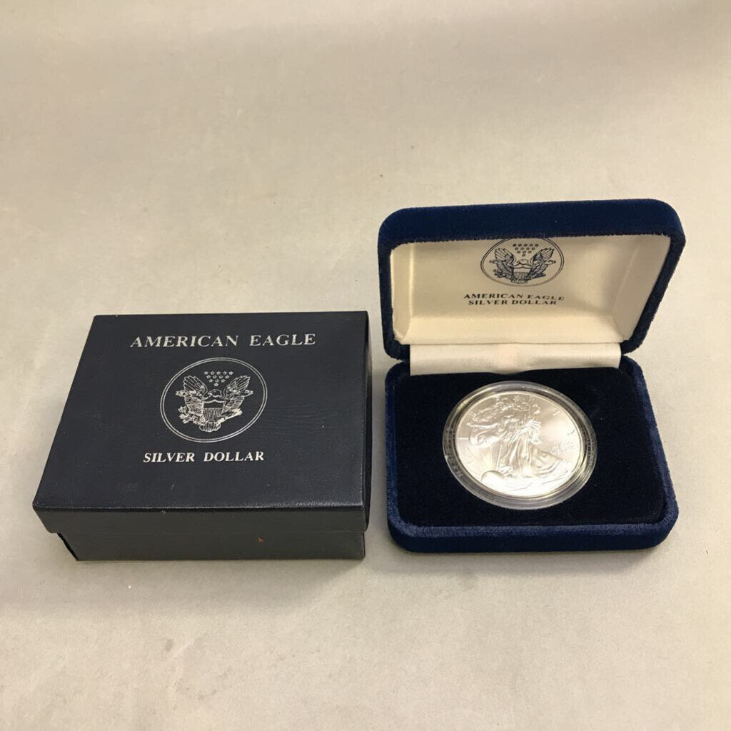 American Eagle 2001 Silver Dollar 1oz