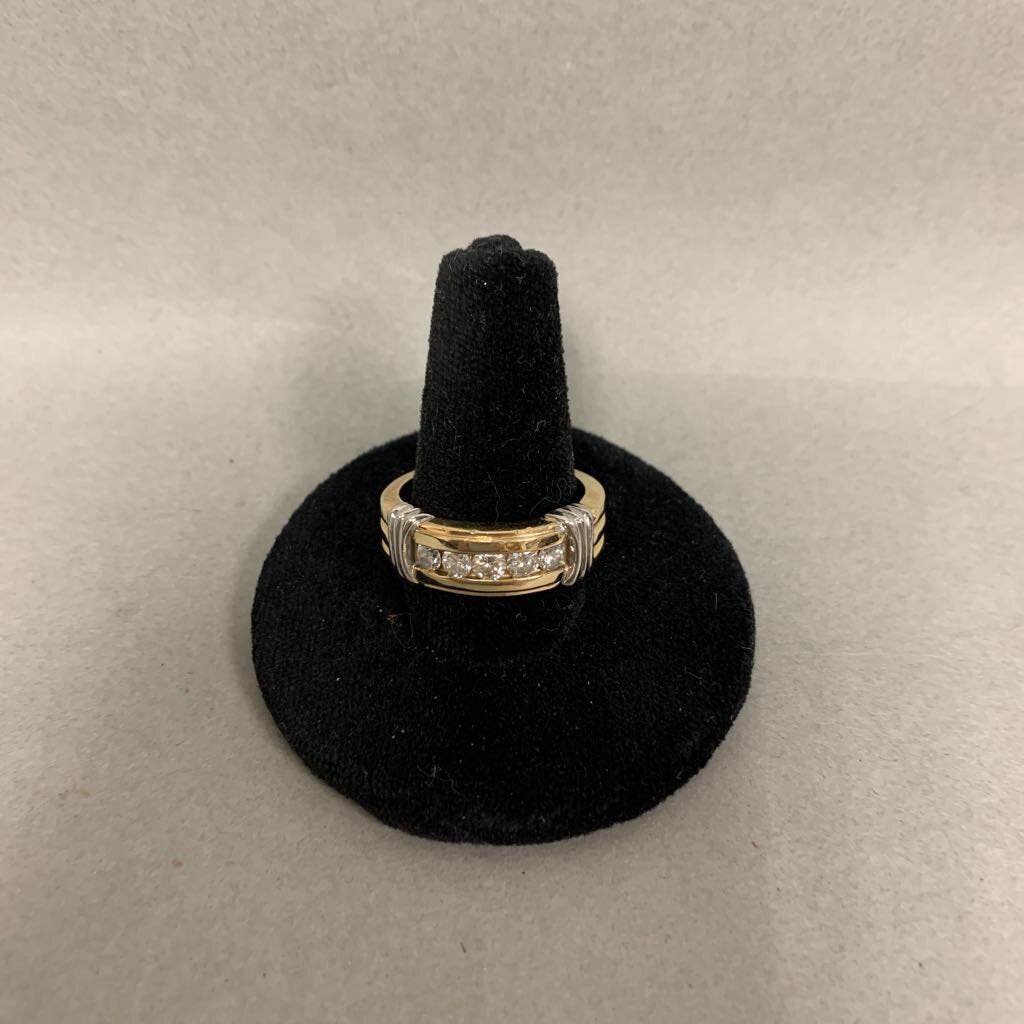 14K Gold Diamond Ring sz 8 (9.2g)