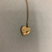 Load image into Gallery viewer, Vintage Kiddie Kraft Gold Filled Heart Locket Necklace (15&quot;)
