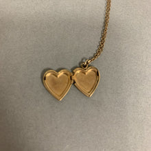 Load image into Gallery viewer, Vintage Kiddie Kraft Gold Filled Heart Locket Necklace (15&quot;)
