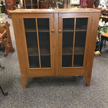Load image into Gallery viewer, Antique Pie Safe (55x51x20)
