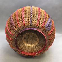 Load image into Gallery viewer, Round Wicker Basket (~14x14x14)
