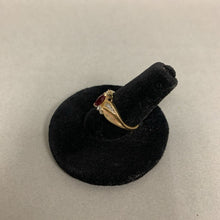 Load image into Gallery viewer, 10K Gold Ruby Diamond Ring sz 6 (2.5g)
