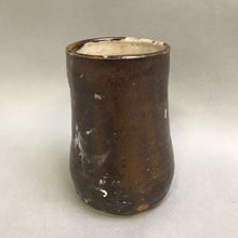Load image into Gallery viewer, Homemade Pottery Pencil Holder / Vase (5.25&quot;)
