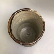 Load image into Gallery viewer, Homemade Pottery Pencil Holder / Vase (5.25&quot;)

