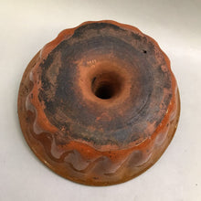 Load image into Gallery viewer, Stoneware Bundt Cake Mold (2.5x8x8)

