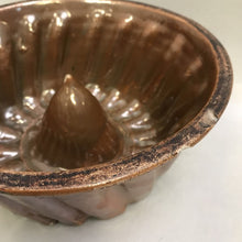 Load image into Gallery viewer, Stoneware Bundt Cake Mold (4x9.5x9.5) (As-Is)

