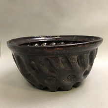 Load image into Gallery viewer, Stoneware Bundt Cake Mold (4x9.5x9.5) (As-Is)
