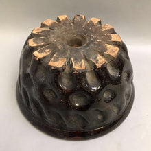 Load image into Gallery viewer, Stoneware Bundt Cake Mold (4x9.5x9.5) (As-Is)
