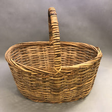 Load image into Gallery viewer, Large Basket (~19x22x18.5)
