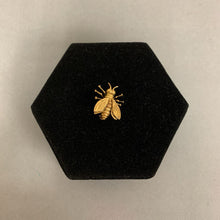 Load image into Gallery viewer, Vintage MMA Museum of Modern Art Golden Bee Brooch Pin (1")
