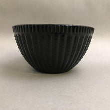 Load image into Gallery viewer, ASP Black Ribbed Hobnail Pressed Glass Bowl (3.75x7)
