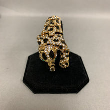 Load image into Gallery viewer, Vintage Rhinestone Enamel Articulated Leopard Shoulder Brooch Pin (8&quot;)
