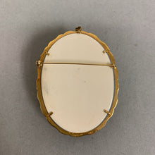 Load image into Gallery viewer, 14K Gold Vintage Italian Carved Bone 2.5&quot; Cameo Brooch w/ Pendant Loop (28.2g)
