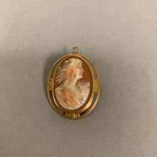 Load image into Gallery viewer, 10K Gold Vintage Carved Shell Cameo 1.5&quot; Brooch Pin w/ Pendant Loop (4.4g)
