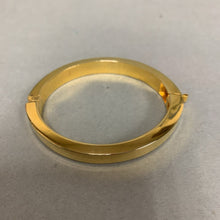 Load image into Gallery viewer, Vintage Ciner Goldtone Channel Set Rainbow Rhinestone Hinged Bangle Bracelet
