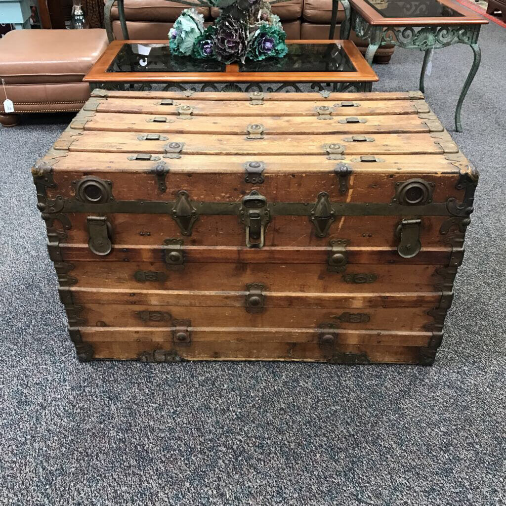 Antique Wood Trunk (24x39x22)