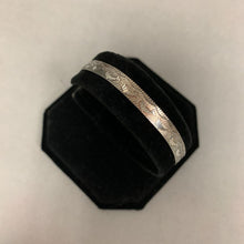 Load image into Gallery viewer, Sterling Dolphin Pattern Flat Chain Reversible Bracelet (7.5&quot;)
