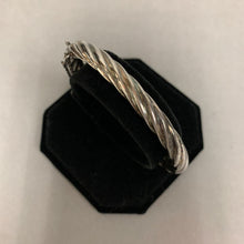 Load image into Gallery viewer, Sterling Twisted Hinged Bangle Bracelet w/ Safety Chain (2.5&quot; inside diameter)
