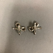Load image into Gallery viewer, Vintage Trifari Silvertone Bow Brooch &amp; Clip Earrings Set
